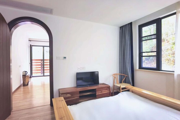 Room 58 of 170