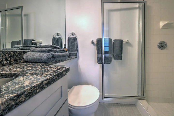 Room 8 of 14