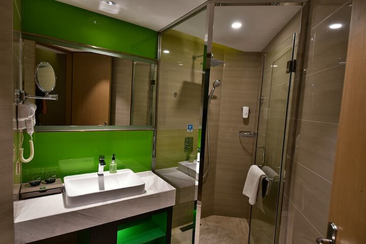 Clean Restrooms