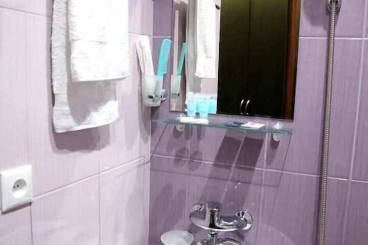 Room 15 of 23