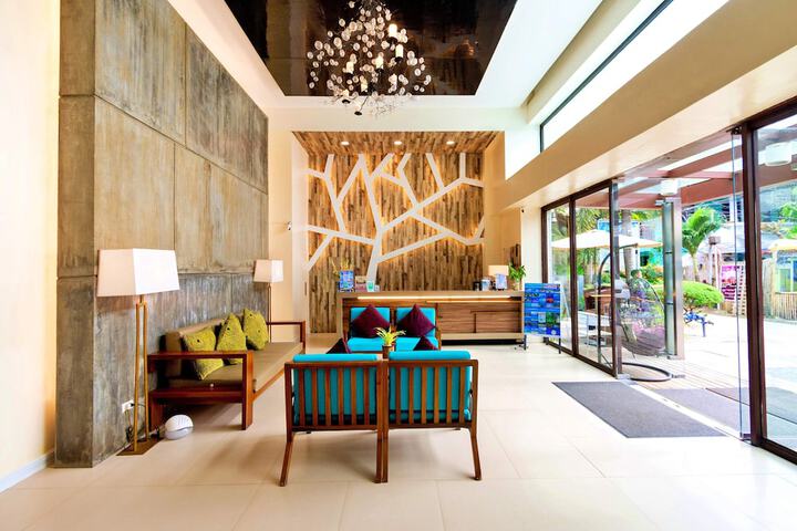 Hotel Interior 4 of 66