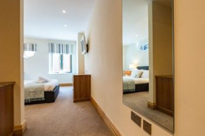 Room 20 of 40