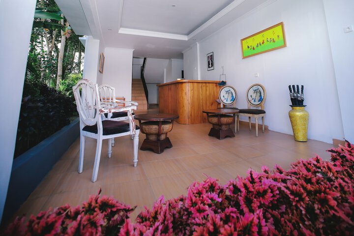 Hotel Interior 4 of 49