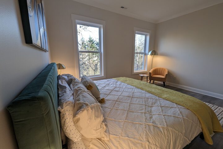 Room 2 of 26