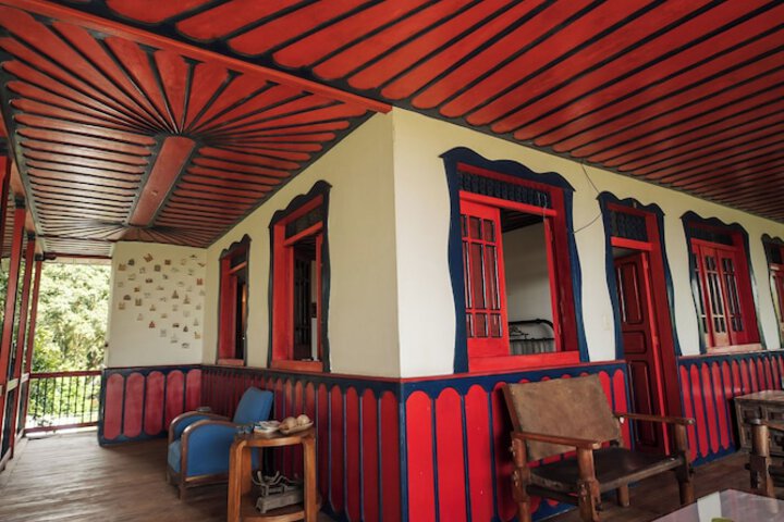 Room 15 of 34
