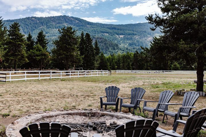 Property Grounds 23 of 27