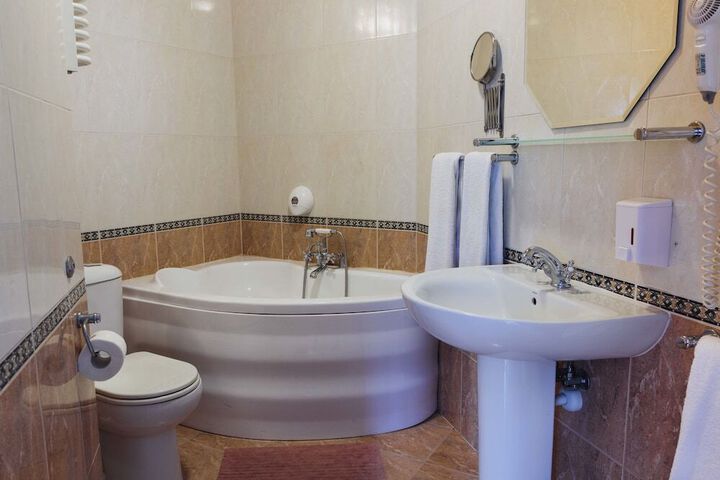 Photo 9