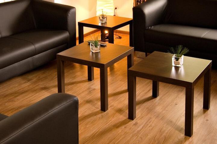 Lounge 72 of 80
