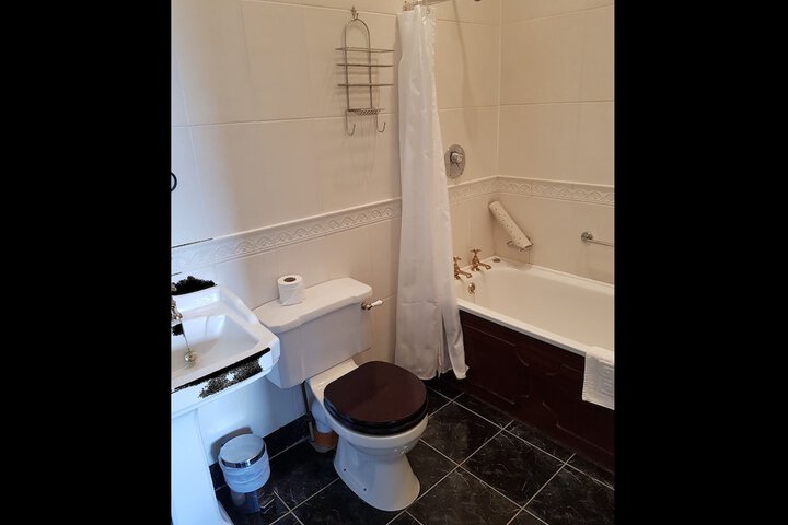 Room 45 of 70