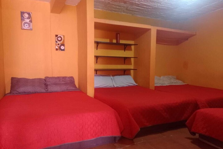 Room 6 of 14
