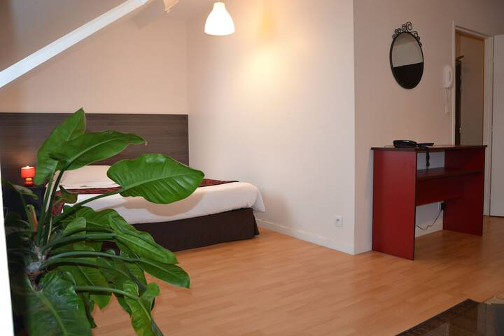 Room 29 of 63