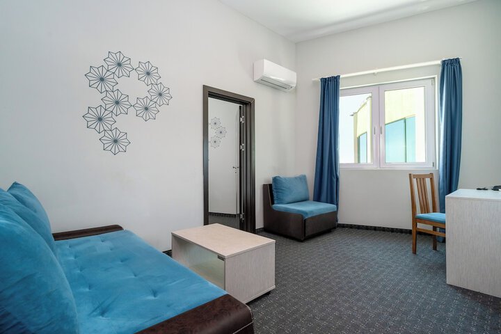 Room 32 of 117