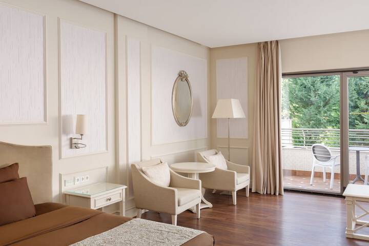 Room 19 of 140