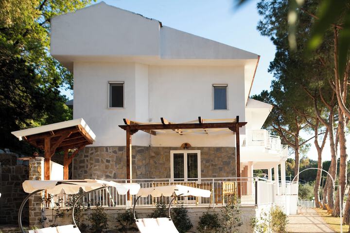 Terrace/Patio 70 of 103