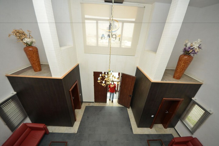 Hotel 2 of 134