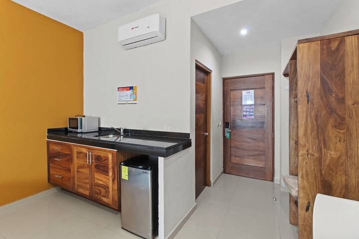 Room 14 of 40