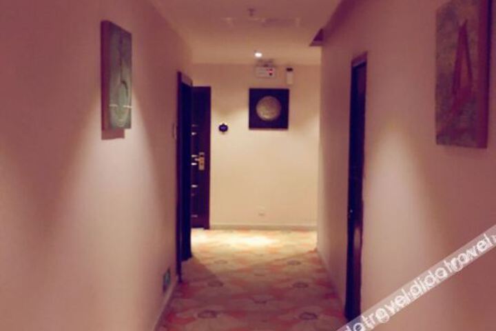 Hotel Interior 22 of 46