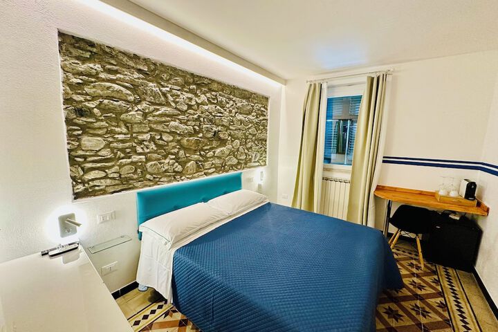 Room 122 of 190