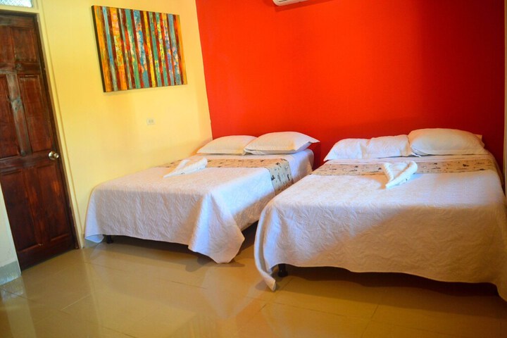 Room 9 of 43