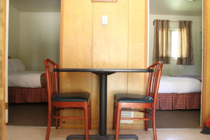 Room 27 of 46