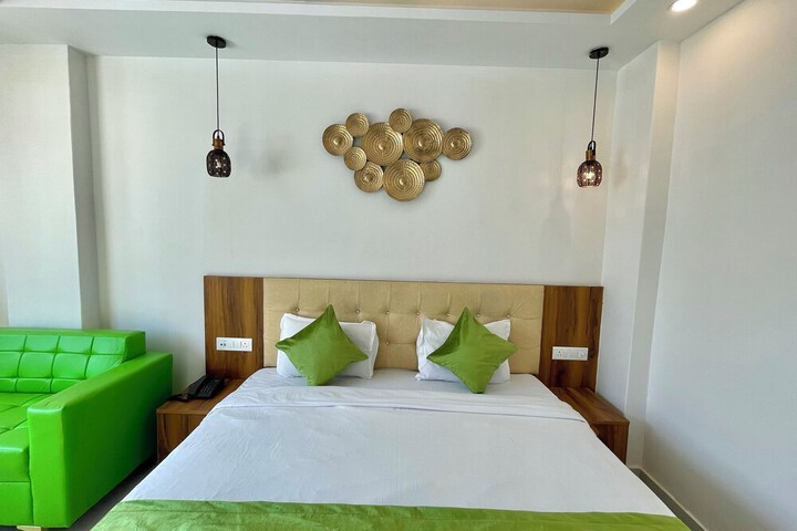 Room 12 of 47