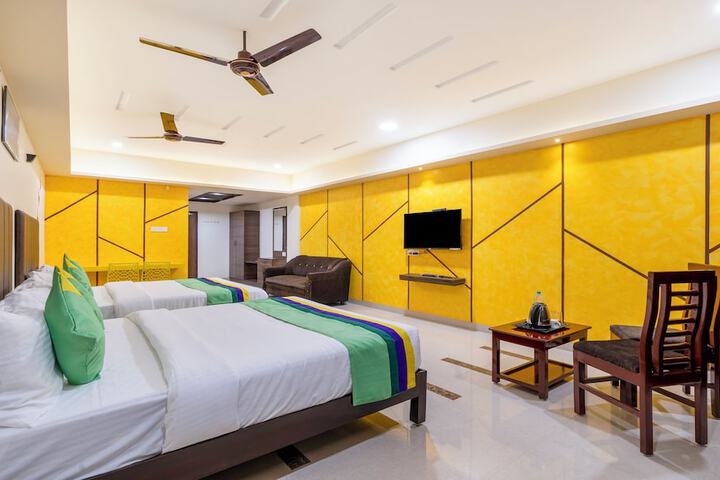 Room 17 of 43
