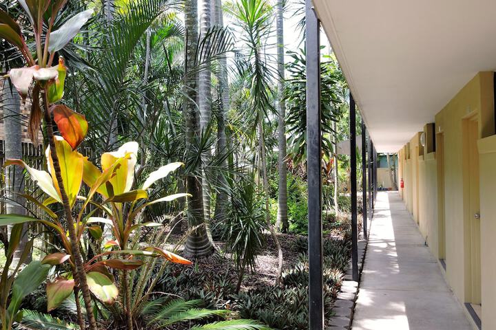 Hotel Exterior 59 of 60