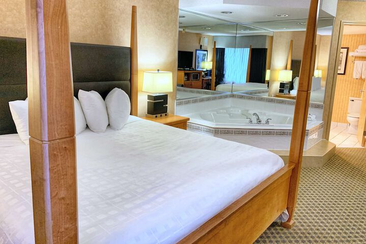 Room 17 of 39