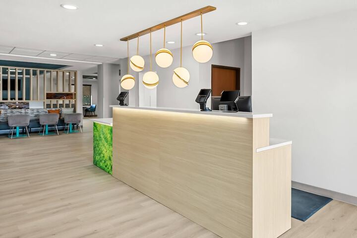Guest Lobby