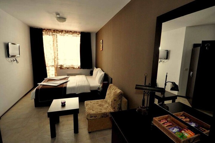 Room 13 of 56