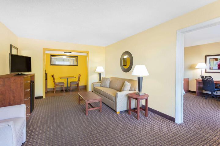 1 King Bed Mobility Accessible (6 of 17)