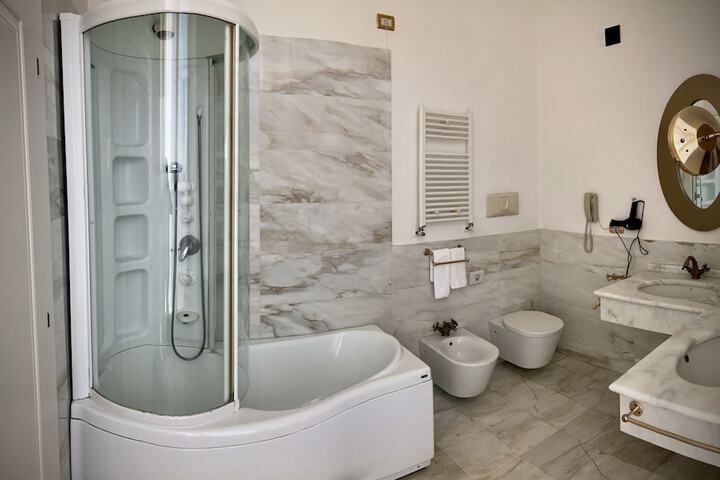 Bathroom Interior Photo