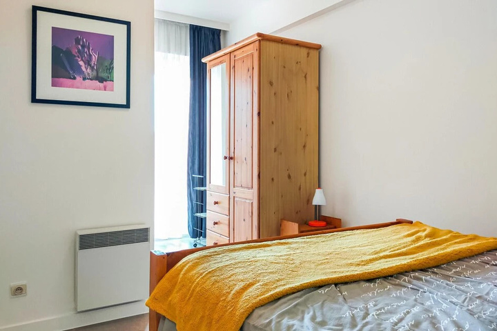 Room 3 of 18