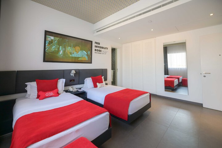 Room 15 of 75