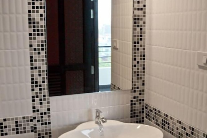 Bath Interior