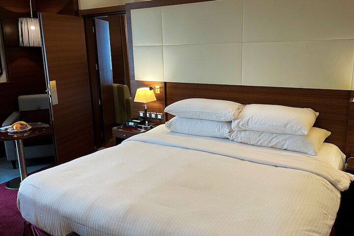 Room 9 of 151