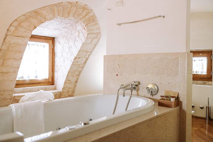 Bath Interior