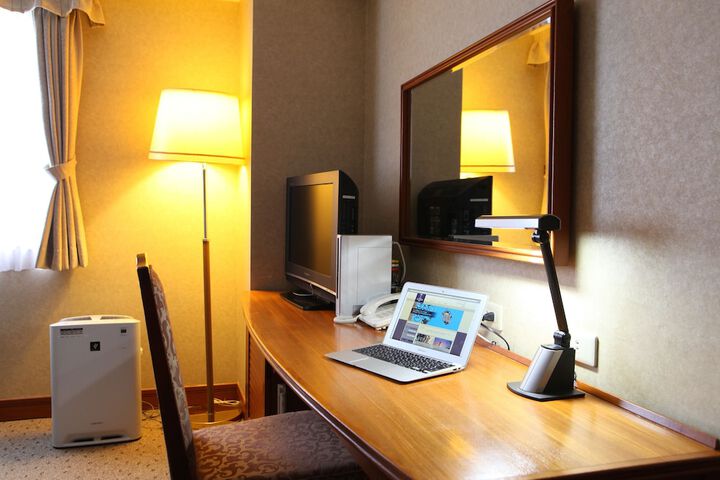 Room amenity