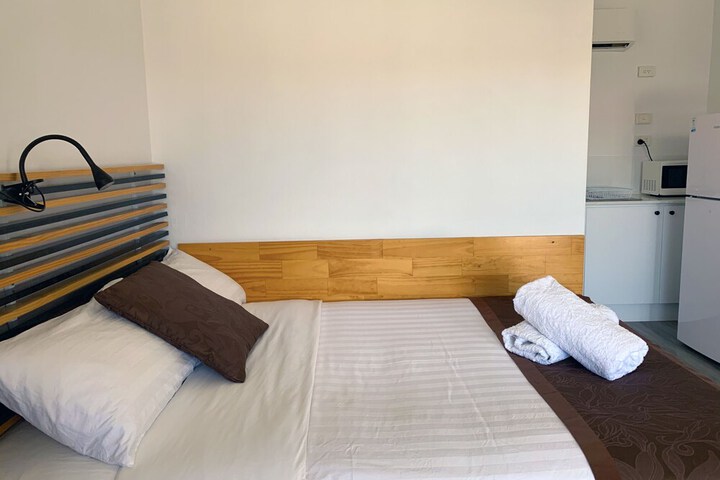 Room 12 of 32