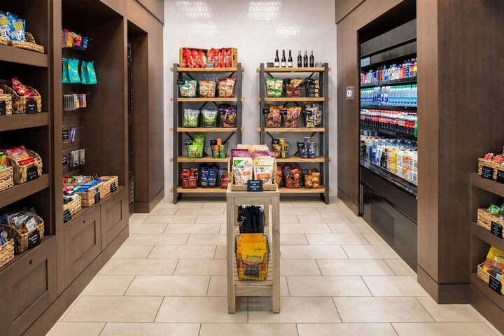 Snack bar