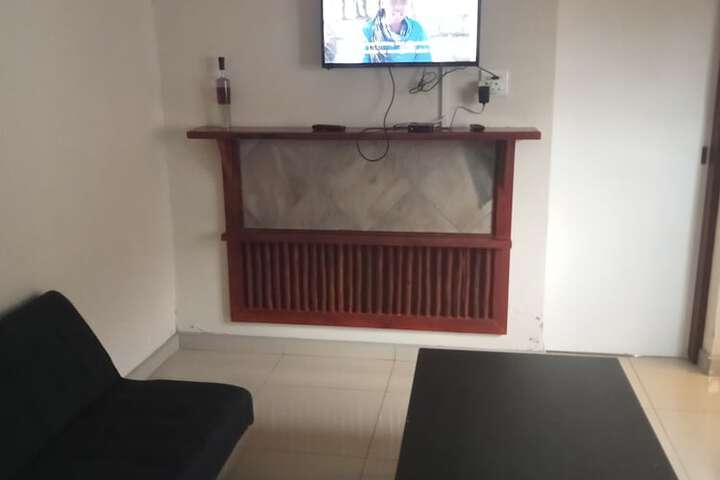Room 5 of 28