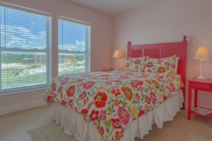 Room 33 of 34