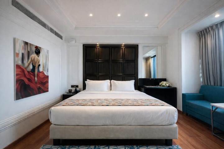 Room 30 of 70