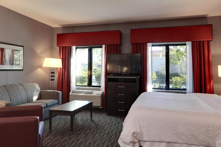 Room 36 of 73