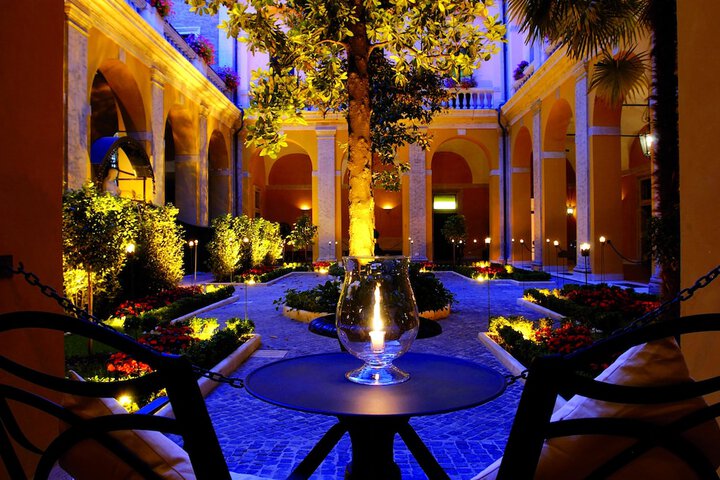 Hotel 40 of 44