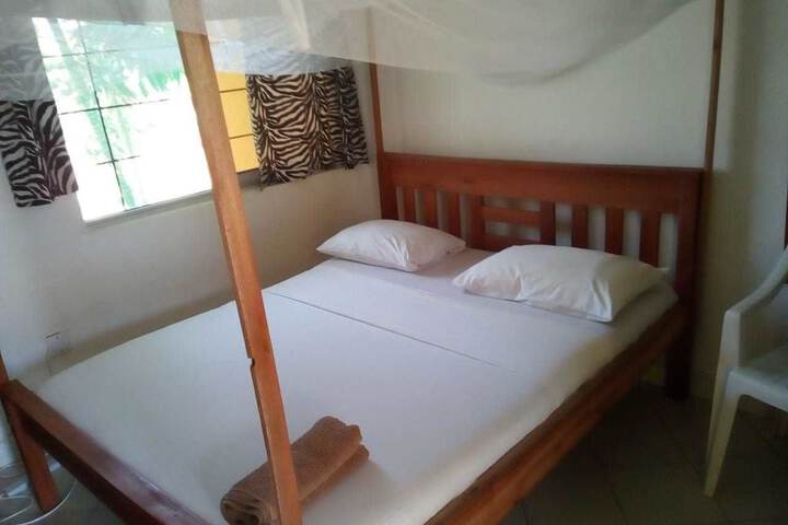 Room 3 of 15