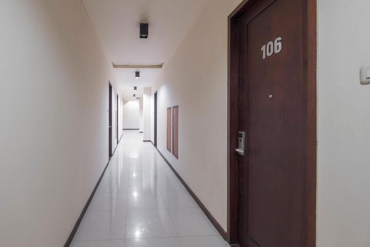 Hotel Interior 13 of 27