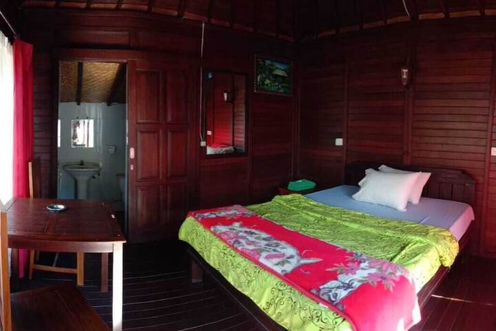 Room 13 of 54