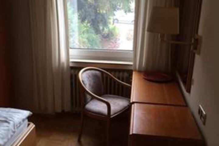 Room 25 of 26