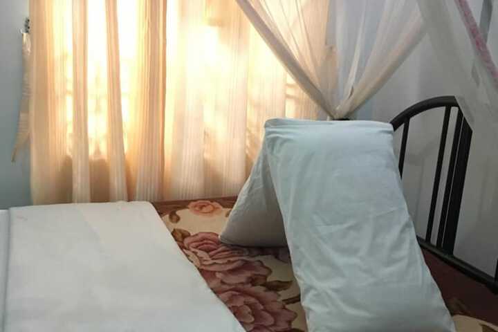 Room 9 of 29